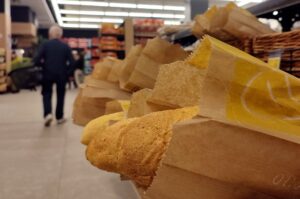 Ќе поскапе ли лебот? Мелничарите велат дека никој со сигурност не може да тврди дека цените на лебот и брашното ќе бидат стабилни