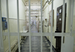 Случајот на силување на 11 годишно девојче што го потресе Балканот заврши со вкупна затворска казна од 62 години за обвинетите