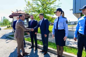 Над 603.000 патници поминале на аеродромот во Скопје за првите три месеци, рече Бојмацалиев