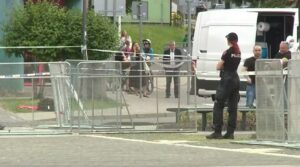 Застреланиот словачки премиер е во критична состојба, полицијата го уапси напаѓачот