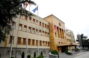 „Од јануари бара информација за патни трошоци на пратениците за 2024 и до денес не и е одговорено“ – Седницата за пратенички прашања на пауза од еден час