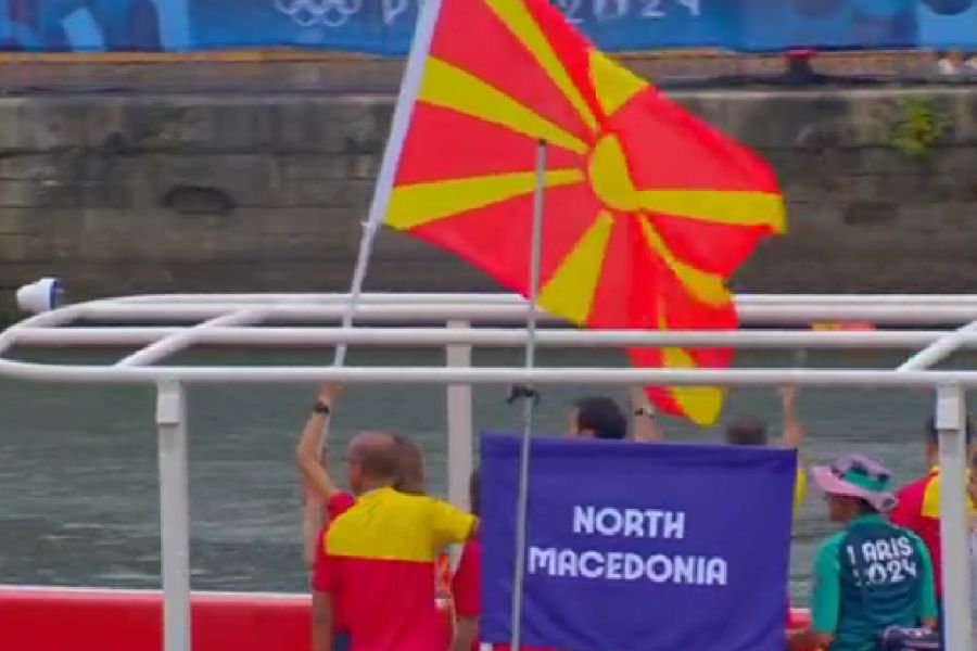 (Видео) Македонското знаме се развиори во олимписки Париз, да ги бодриме нашите спортисти