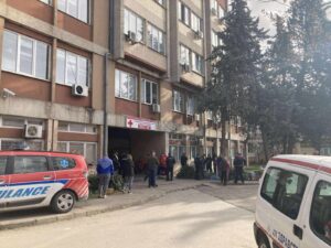 Tим специјалисти ќе ја утврдува состојбата на секој пациент од пожарот во Кочани и потребата од рехабилитација и помагала