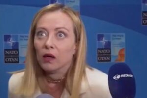 (Видео) Превртува со очи на секој одговор – Што и значат гримасите на италијанската премиерка Мелони?